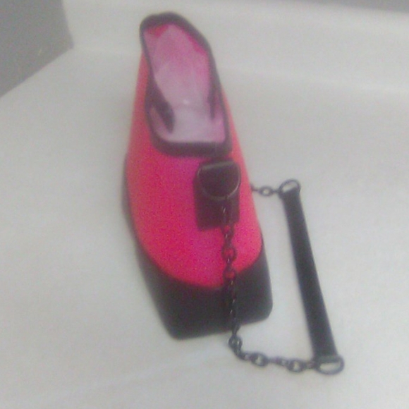 Susie's Essentials - Picture 3 of 5